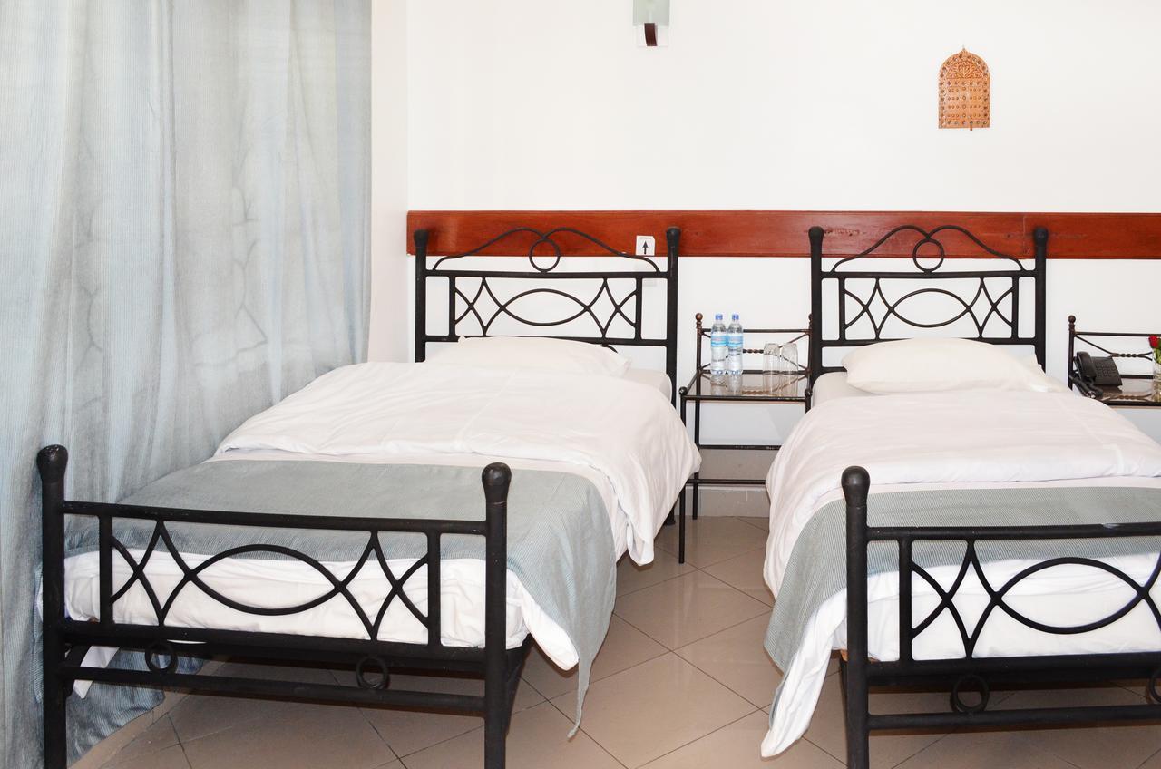 Arusha Naaz Hotel Nkoanrua Bagian luar foto